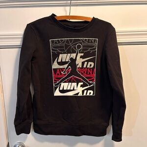 Nike Air Jordan Large Jumpman Boy's Youth Pullover Crewneck Sweatshirt graphic